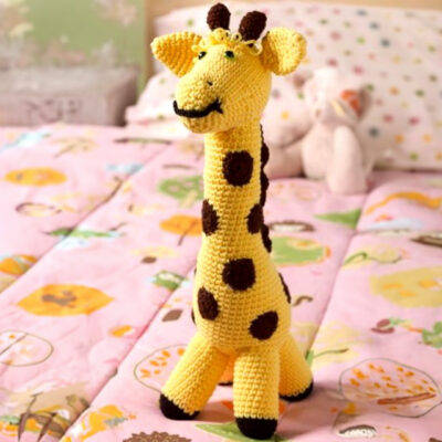 giraffe toy - available free handcrafted item from Community Threads based in Locust Grove, VA